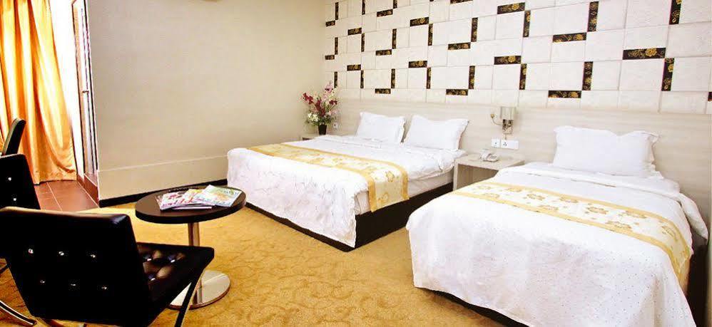 Hotel Tebrau Ct Johor Bahru Zewnętrze zdjęcie